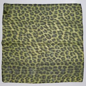ITALY SYMPHANY SCARF Womens Fashion GREEN LEOPARD Sheer Chiffon Square 21 x 21